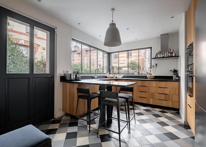 Veeve - Visual Virtue Булонь-Бийанкур