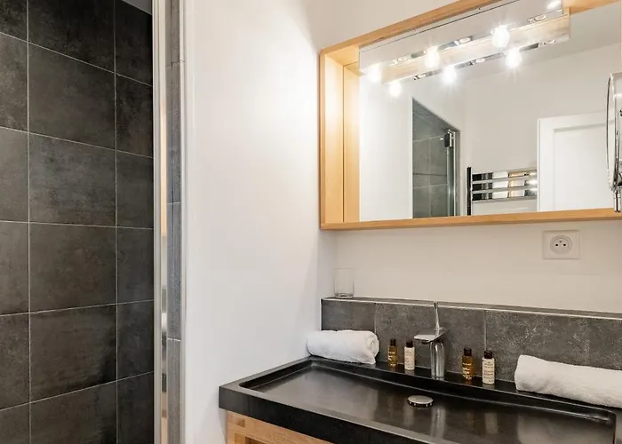 Veeve - Visual Virtue